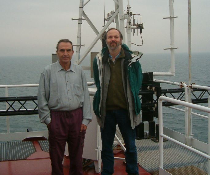 Luigi Cavaleri i Jacek Piskozub na szczycie platformy Aqua Alta
